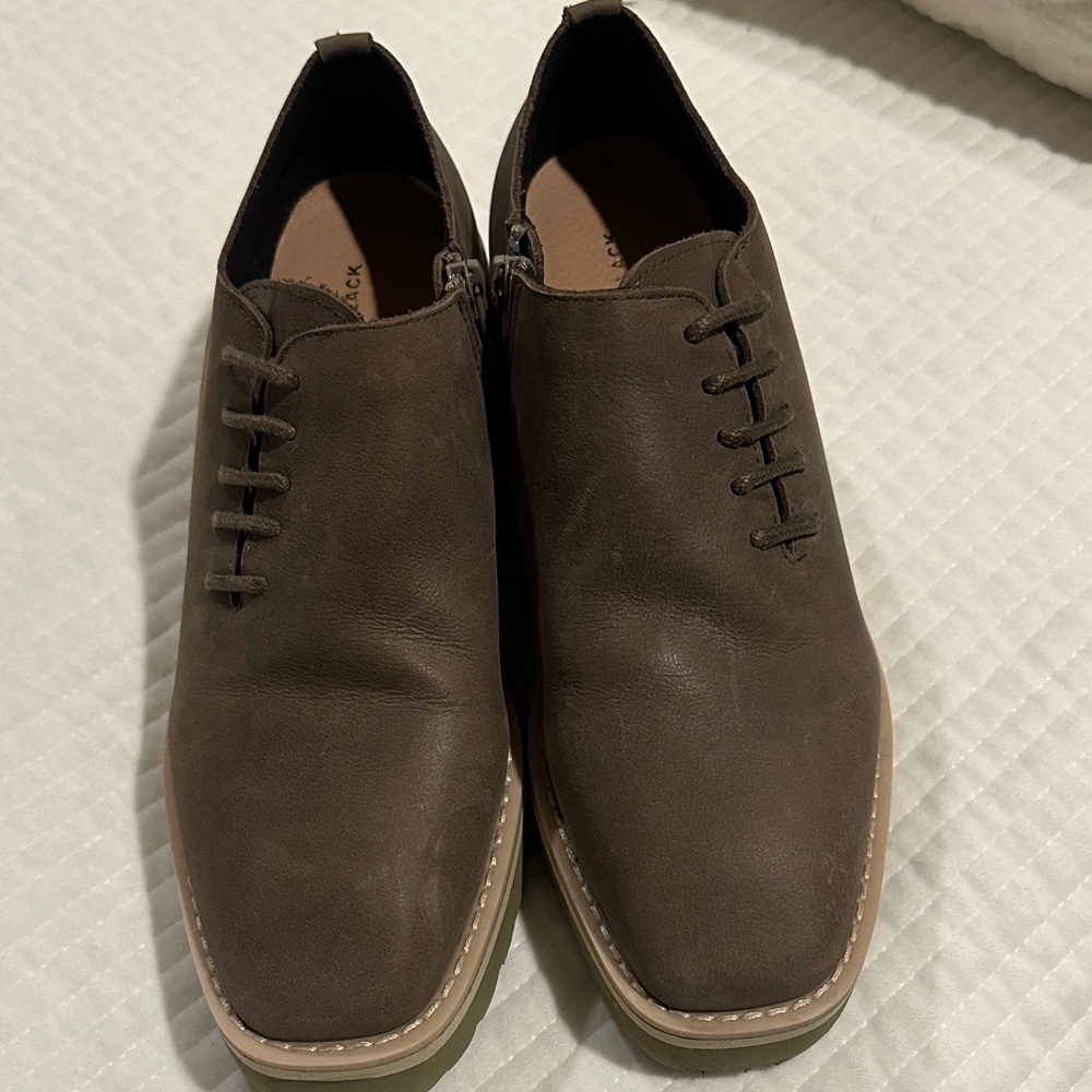 All Black Women’s shoes size 9.5